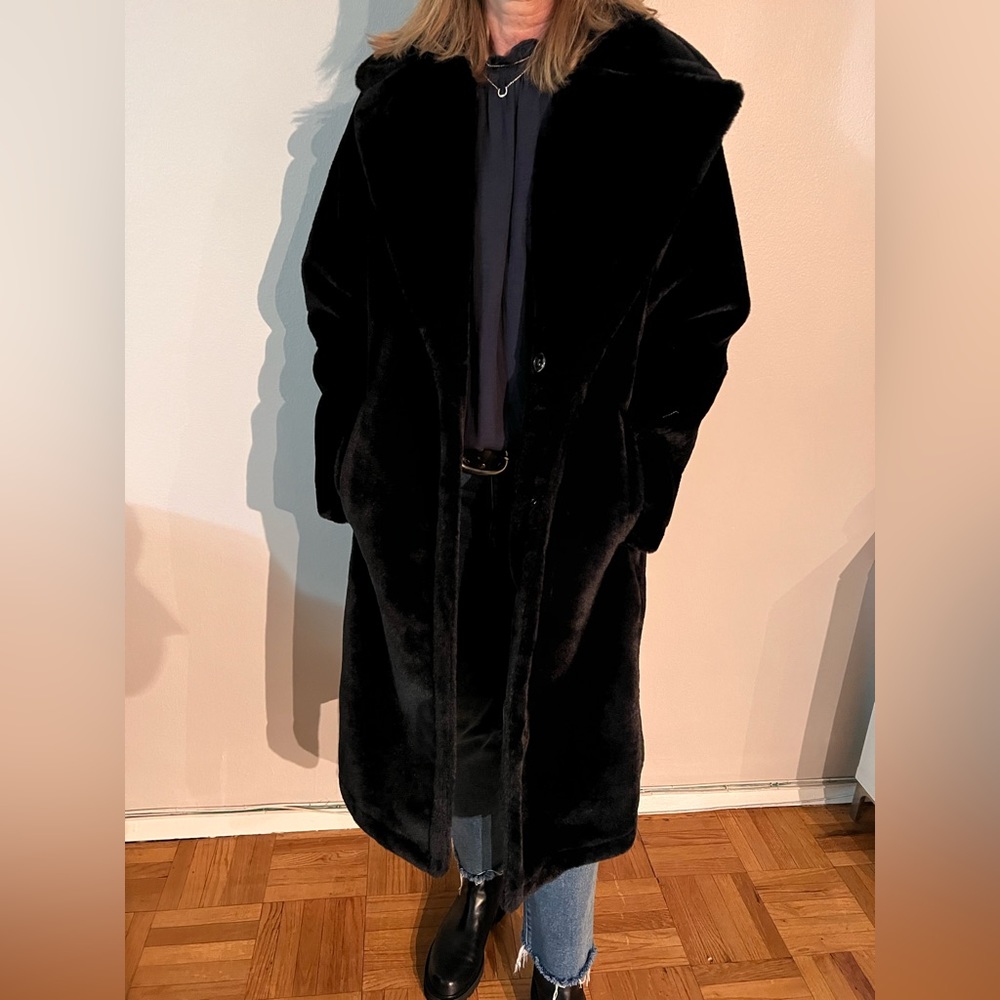 BRAND NEW Black faux fur midi coat
